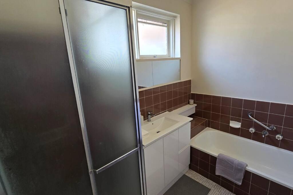 Elsternwick Easy Living - 2 Bedroom Sleeping 4 Melbourne Eksteriør bilde